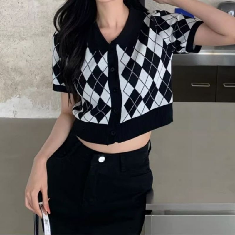 Atasan Rajut Ketupat Korea Crop Top/Baju Rajut Crop