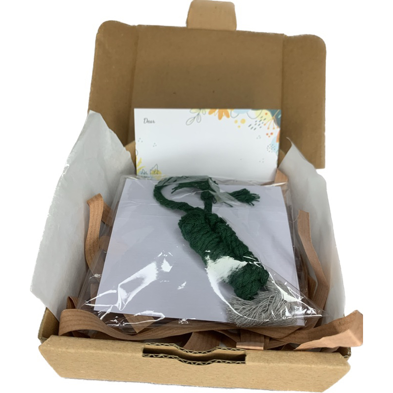 

hampers ulang tahun / hampers murah / hampers wisuda / hamper / souvenir / souvenir ulang tahun / hampers mini / macrame