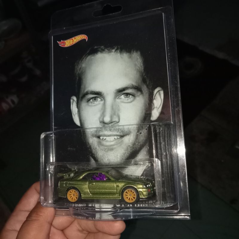 Custom Card For Paul Walker Nissan Skyline Gtr Bnr34 R34 Metaluc Green Rubber Tires Free Protector H