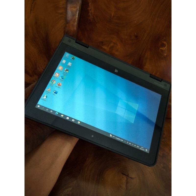 Lenovo Thinkpad Yoga 11e Ram 4GB/ Ssd 128GB Layar Sentuh