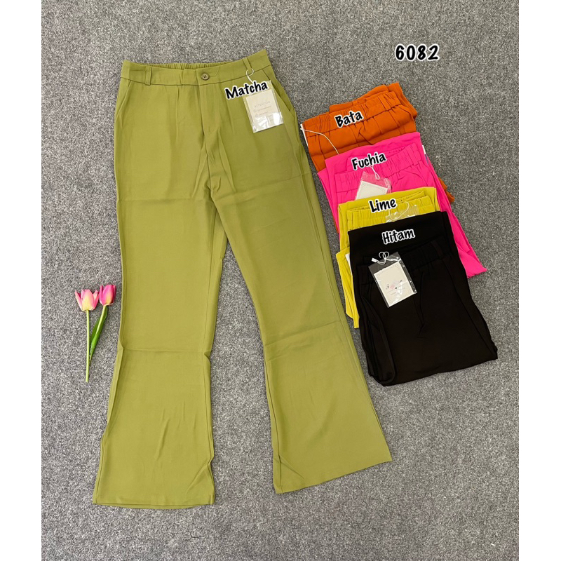 CELANA BASIC PREMIUM 6082