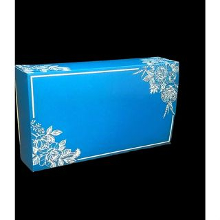 

BOX SOUVENIR LUBANG 23x13x5.5 (KEMASAN SOUVENIR GANTUNGAN KAYU)