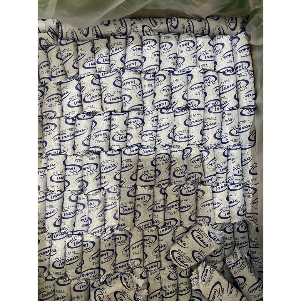 

Dodol Garut 1 Kg DODOL KERTAS/ Dodol Kotak Asli Khas Garut