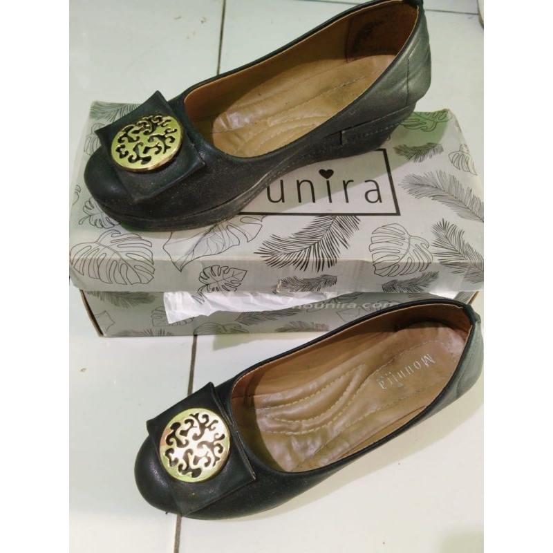 second preloved bekas sepatu wedges wanita