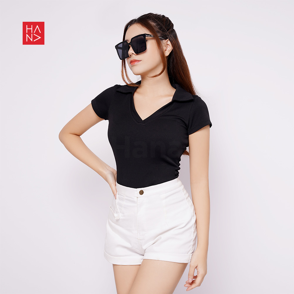 Hana Fashion - Zerra Collared V-neck Rib Knit Tee / Kaos Wanita Gaya Korea - TS520