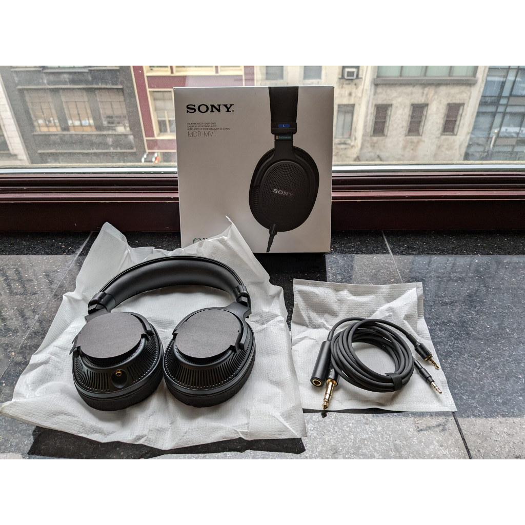 SONY MDR-MV1 Open Back Studio Monitor Headphones / MDR MV1 / MV1 - MDR