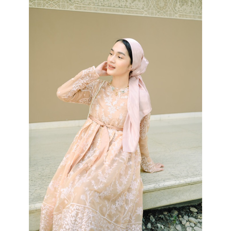 RADIANA DRESS