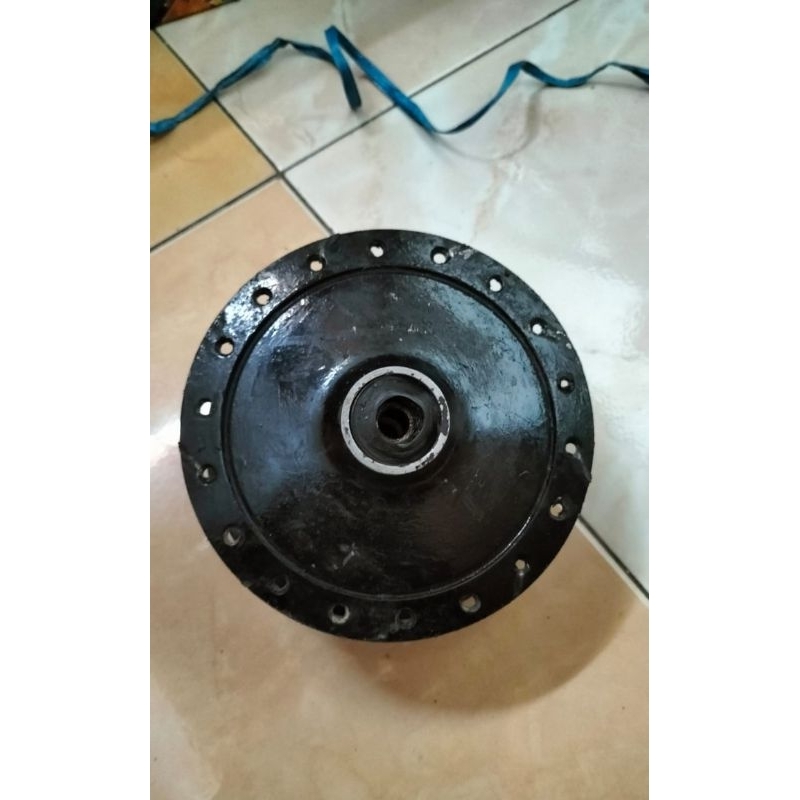 tromol depan Suzuki tornado