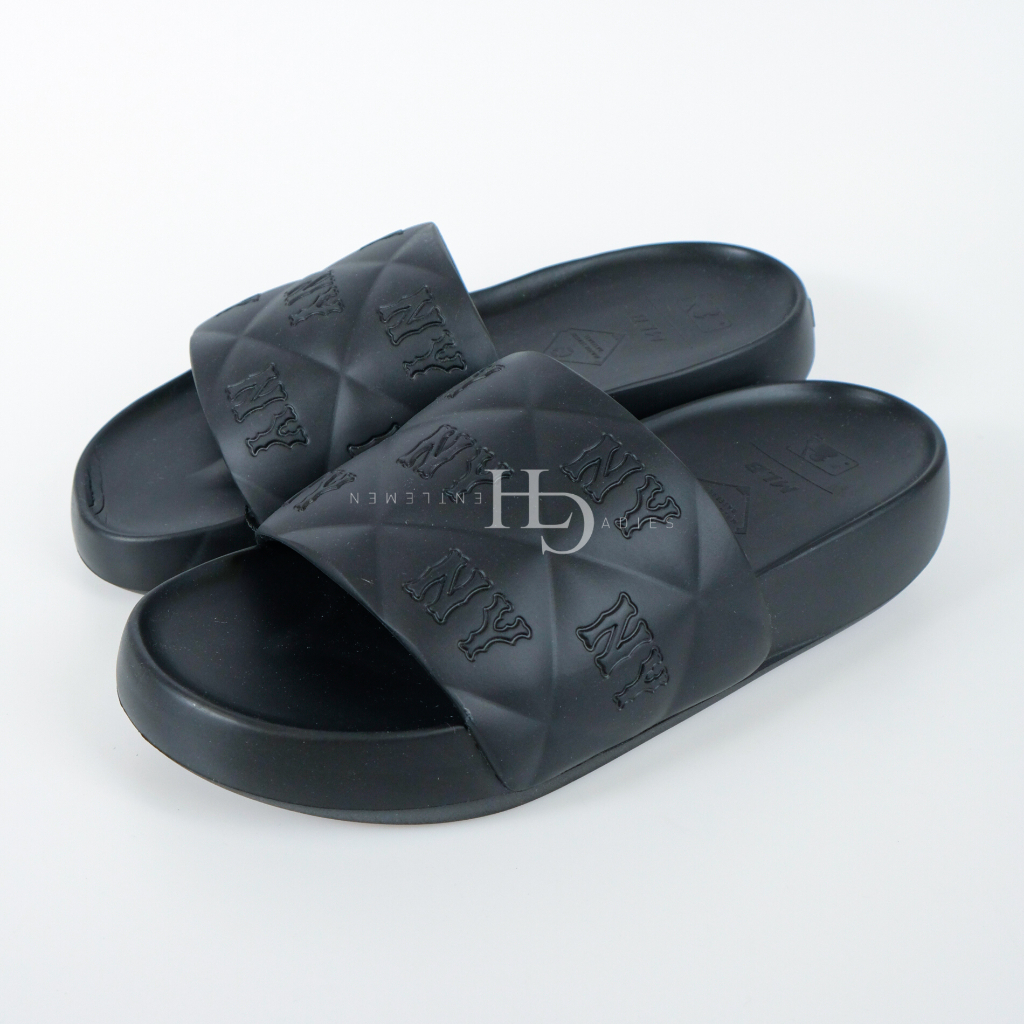 MLB NY Yankees Bouncer Slides Black