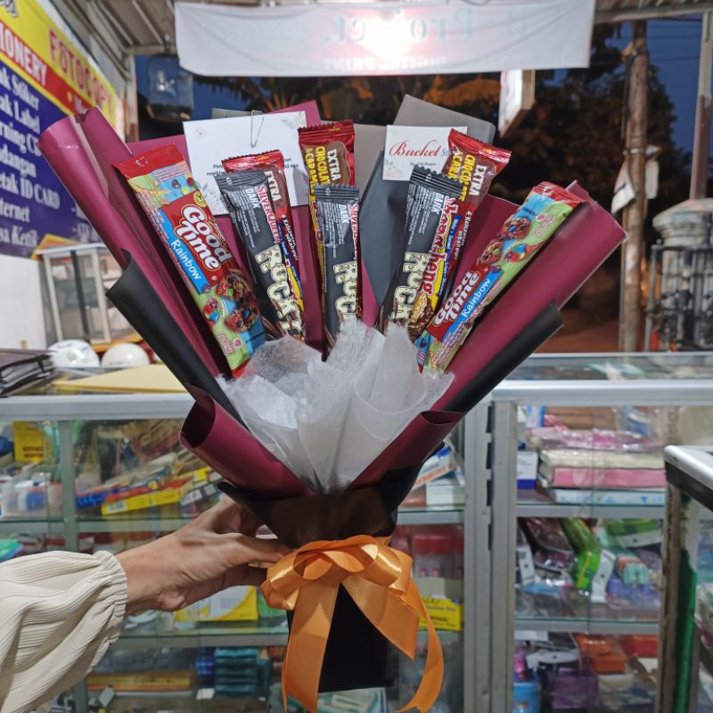 

Bucket Snack Ulang Tahun, Wisuda Sidang dll, Boquet Snack