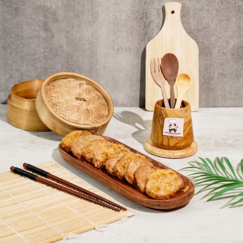 

Koncok-Koncok Khas Bawean (Bonggolan/rolade ikan)