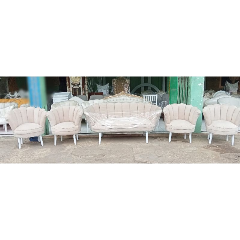 kursi manten lesti bludru / sofa pelaminan kerang bludru