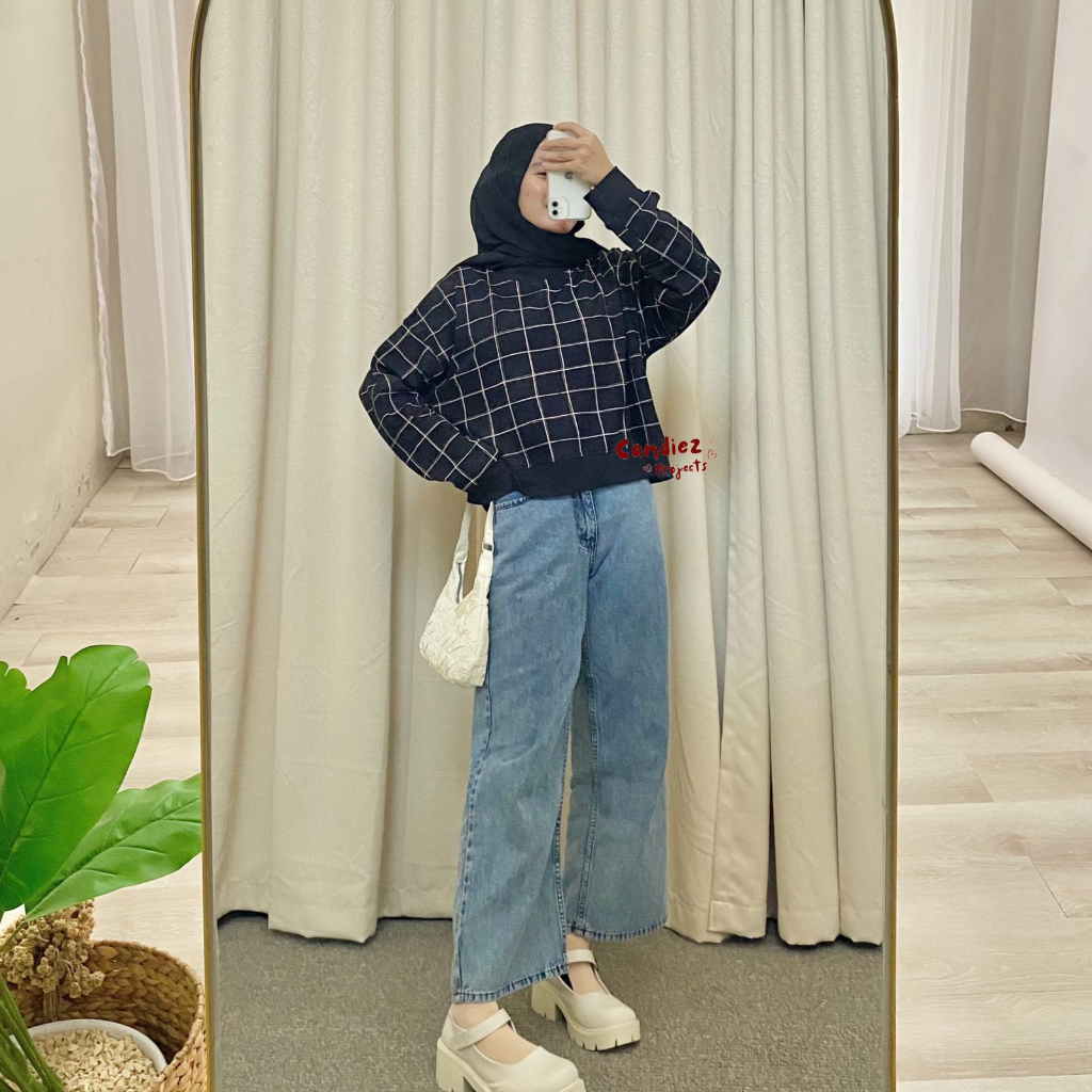 CANDIEZ YOONA Oversized Sweater Crop