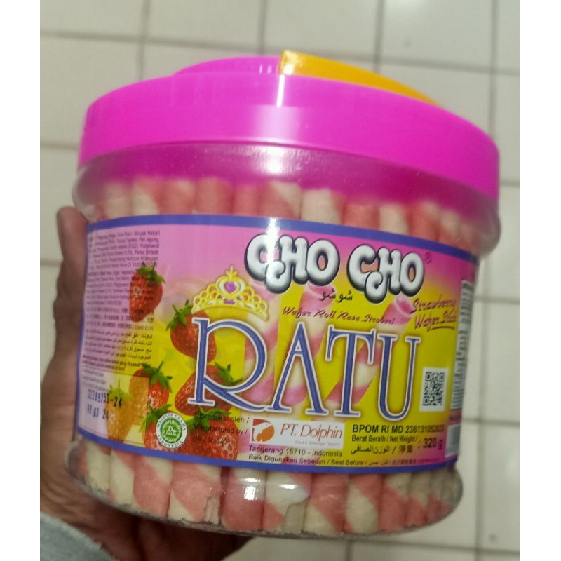 

Cho-Cho Strawberry Wafer Stick Ratu 500gr/320gr