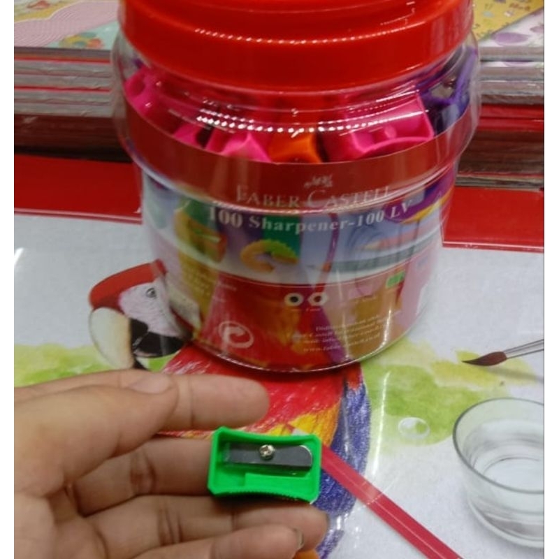 

peruncing faber Castell warna random