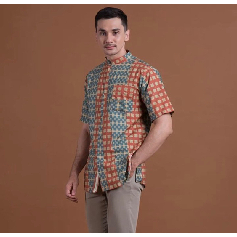 Ria Miranda Dharma Koko VVGC Size L