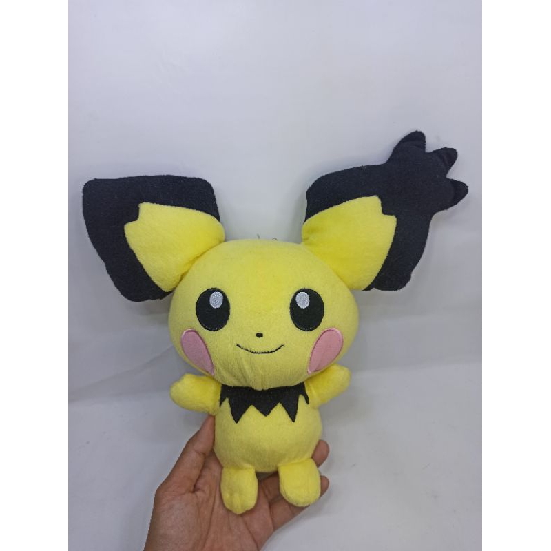 boneka pichu pokemon original banpresto Pikachu Raichu