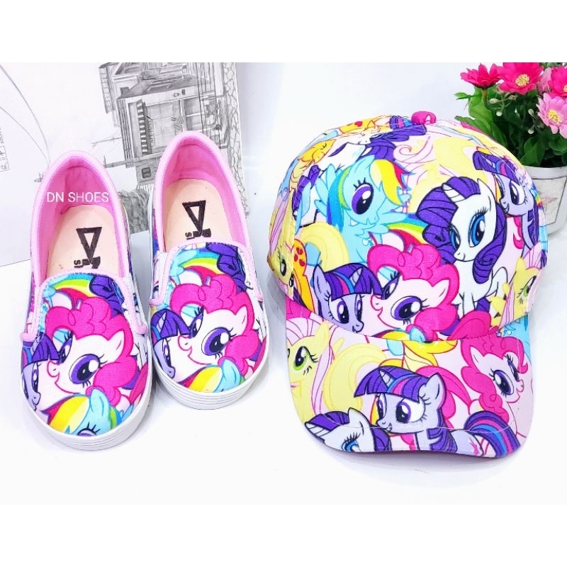 Paket Sepatu Anak Topi Anak Perempuan Sepatu Slip On motif Kuda Poni Pink Family 1- 7 thn