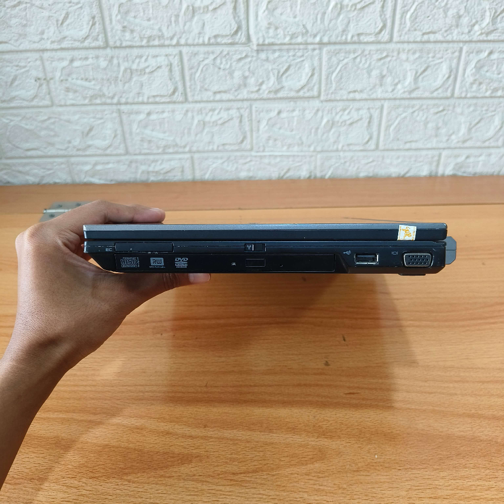 Laptop Dell Latitude E4310 Core i5 RAM 4GB Obral Murah Siap Pakai