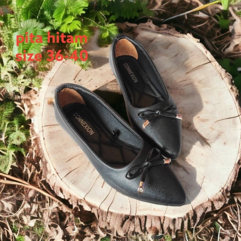 CONNECTION FLATSHOES EMPUK PITA