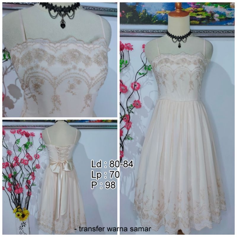 Dress pesta/ dress preloved/ dress bunga timbul