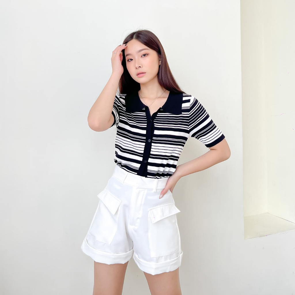 KAIZY STRIPES KNIT TOP - SOFT KNIT BASIC KOREA - INNER TOP - ATASAN TANGAN PENDEK - BAJU GARIS GARIS KOREA - BLOUSE RAJUT WANITA - HADIAH / KADO ULTAH WANITA