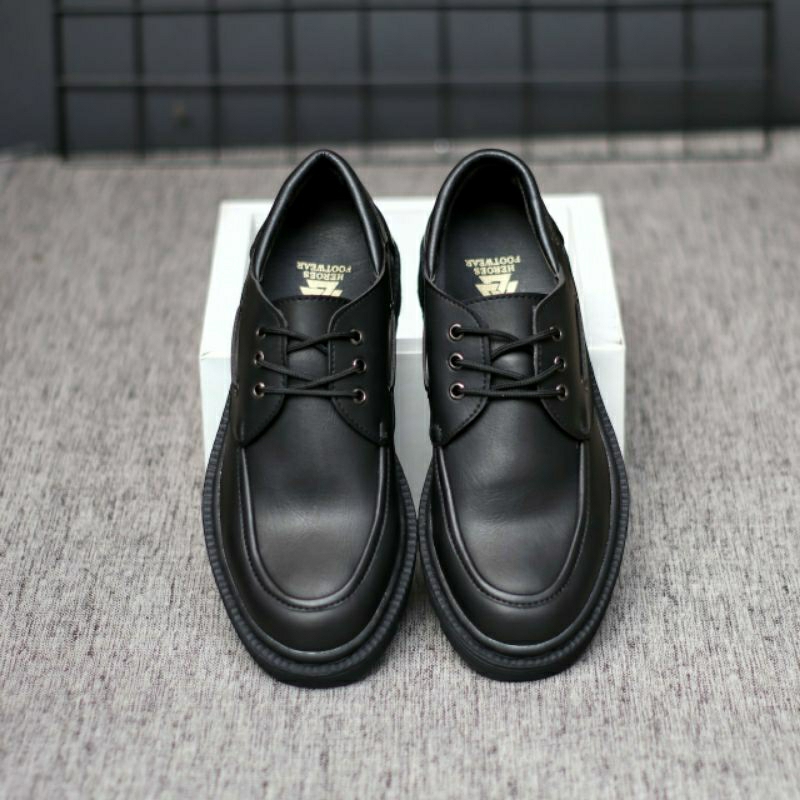 bungkusuku magnus - Sepatu Formal Pantofel Docmart Kerja Pria Low Boots Casual Hitam