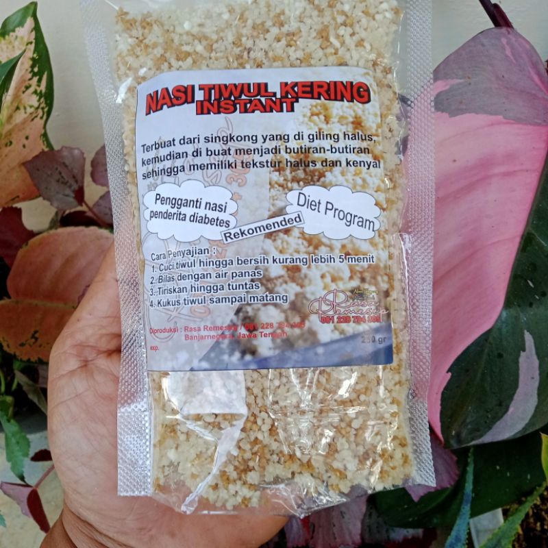 

makanan tradisional/nasi kering tiwul /oyek/(250gram)