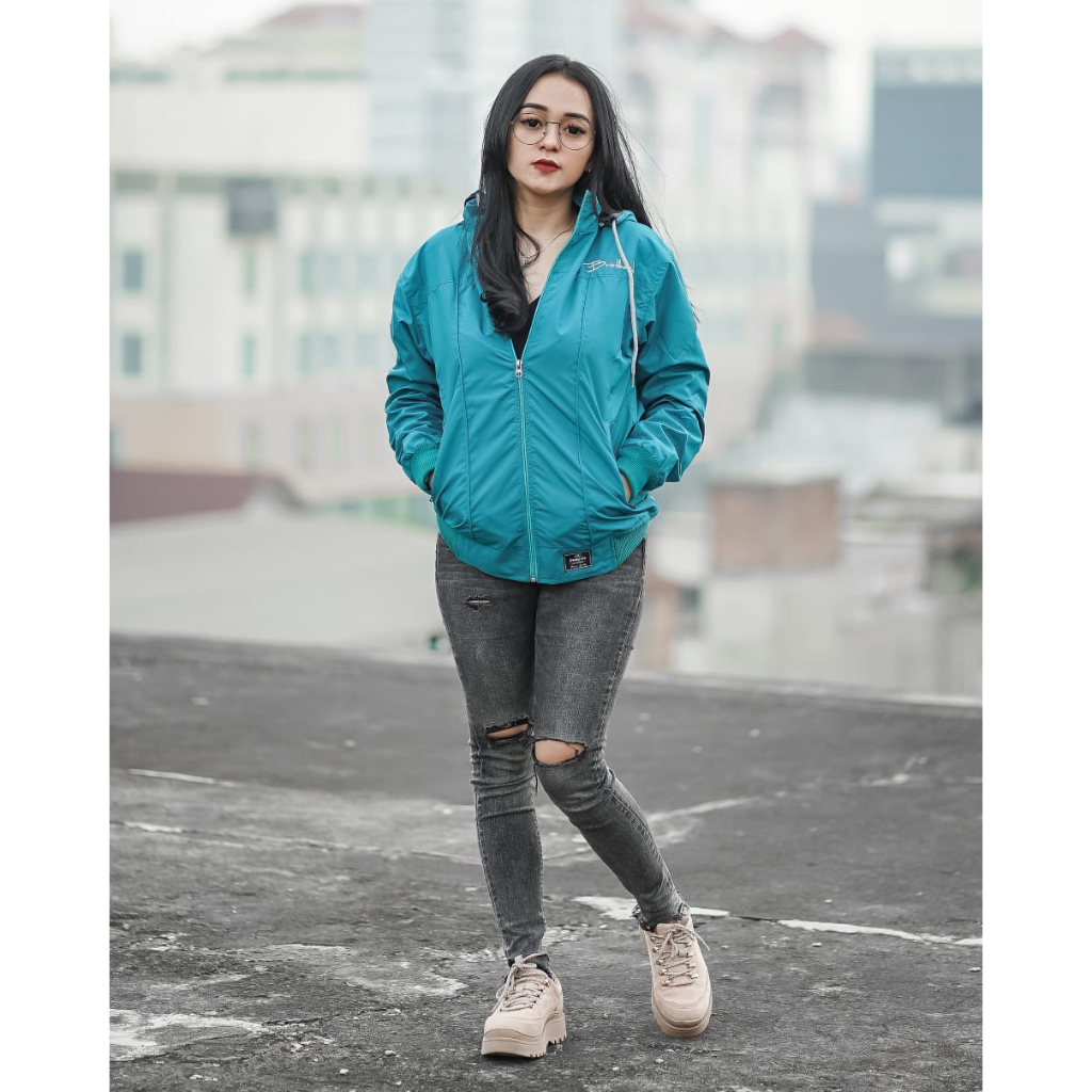 Brotherdo jaket wanita parasut polos windproof model simpel