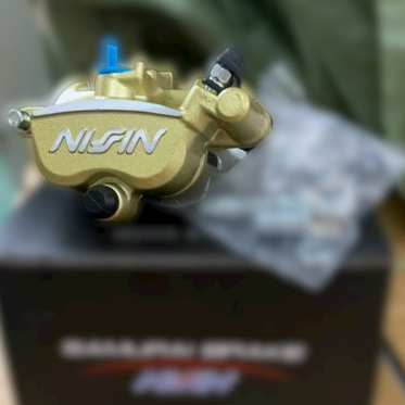 KALIPER Cakram Rem Depan NISIN SAMURAI Warna Gold 2 PISTON (UNIVERSAL) CALIPER NISISIN SAMURAI 2 PISTON Kuning