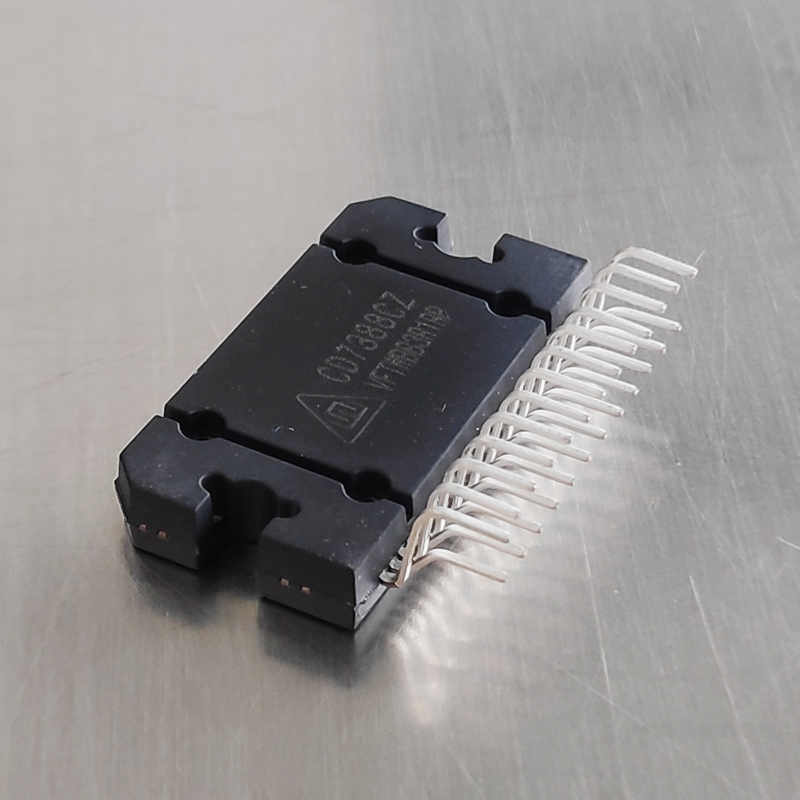 IC CD7388CZ CR 7388CZ QUAD BRIDGE CAR RADIO AMPLIFIER ZIP25 INTEGRATED CIRCUIT CD7388 CZ