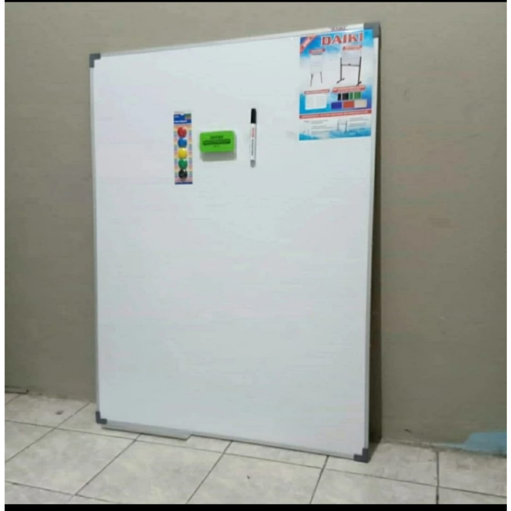 

Papan tulis / Whiteboard Vertikal Daiki Magnetik uk 80 x 120 cm / 90 x 120 cm.