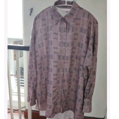 Preloved Penza Top Ria Miranda