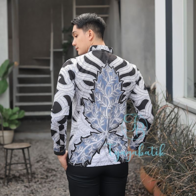 Kemeja Batik Slimfit Lapis Furing Premium 963 Tyaga Batik