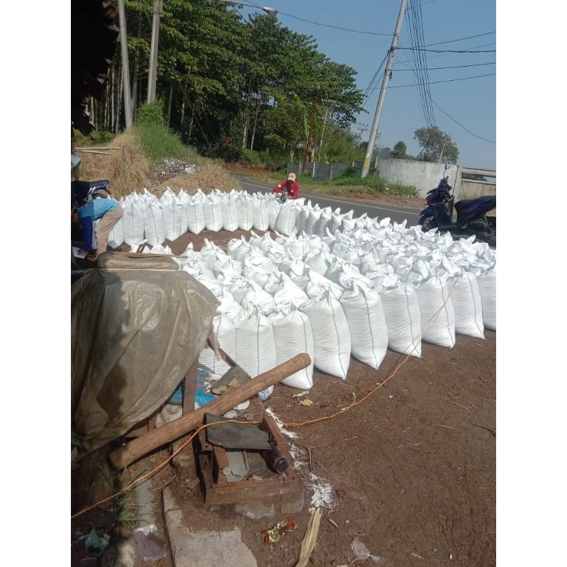 pupuk kandang ko sapi/ko.kambing fermentasi 1 karung full uk 25