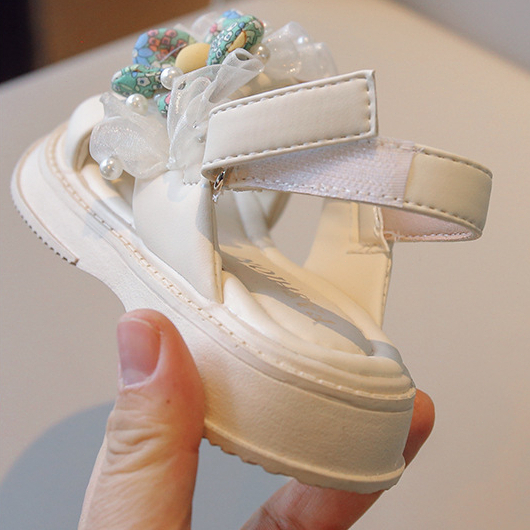 Girls Sandals Beach Shoes 2023 Musim Panas Versi Korea Baru dari Girl Anti -Slip Beach sepatu Pesta Anak Perempuan