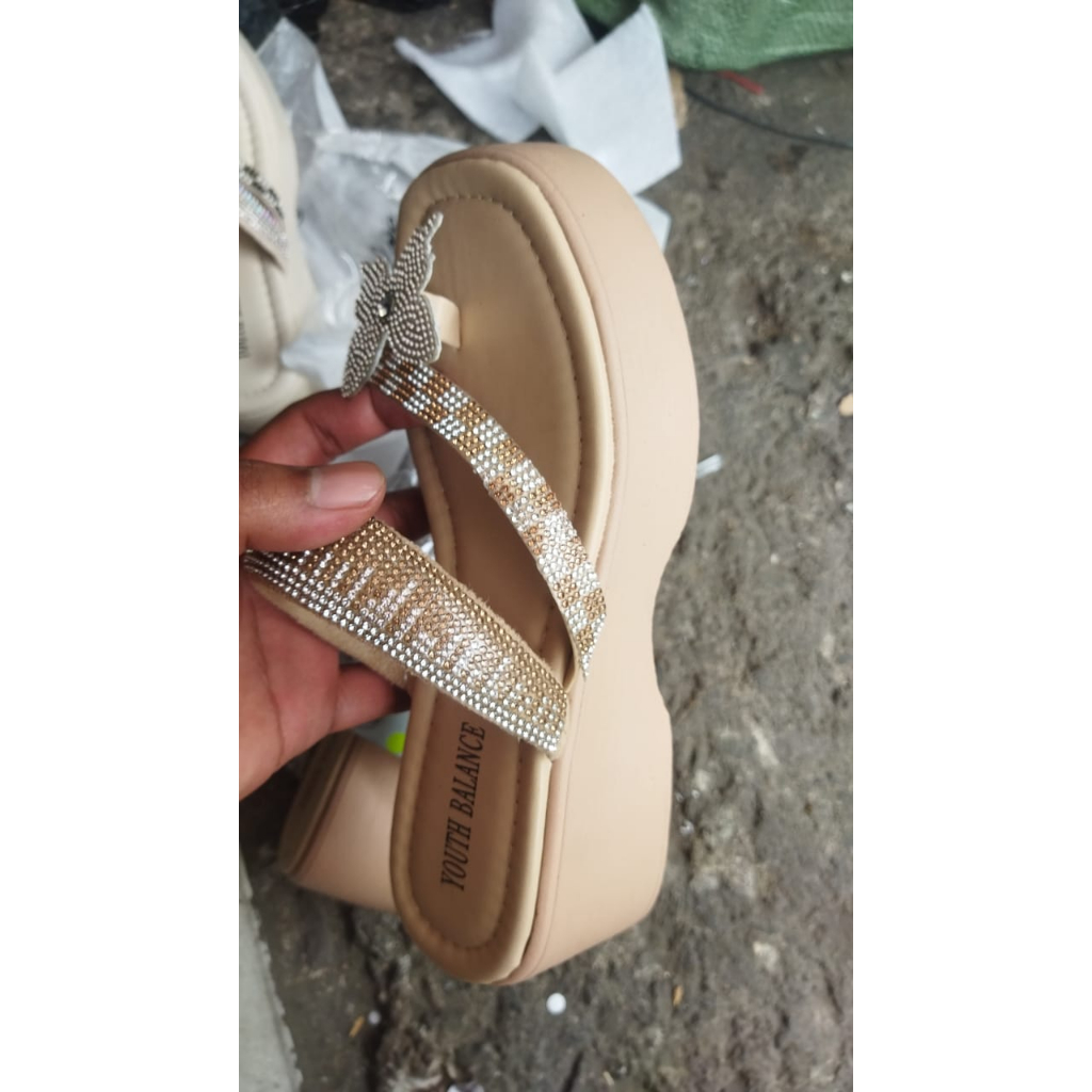 Sandal jepit kupu-kupu terlaris 699-A5 sandal wanita terbaru