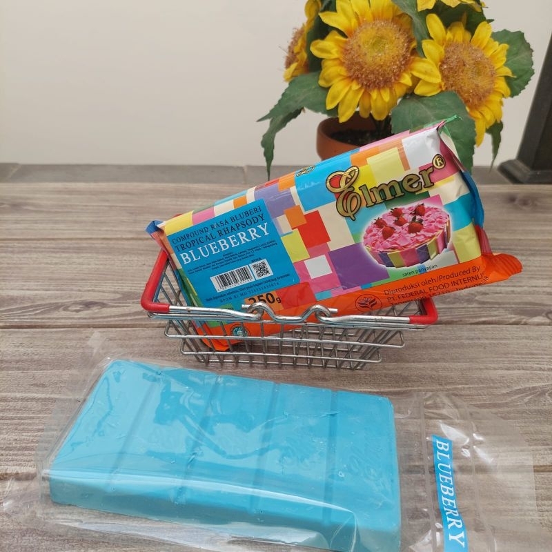 

coklat compound bluebbery kemasan curah 500gr