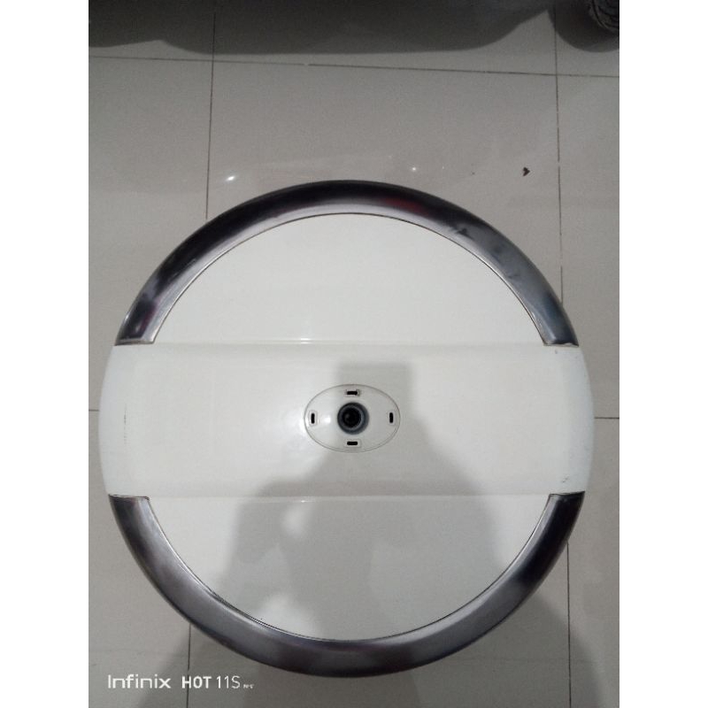 Cover Ban serep Rush Terios 2010 putih