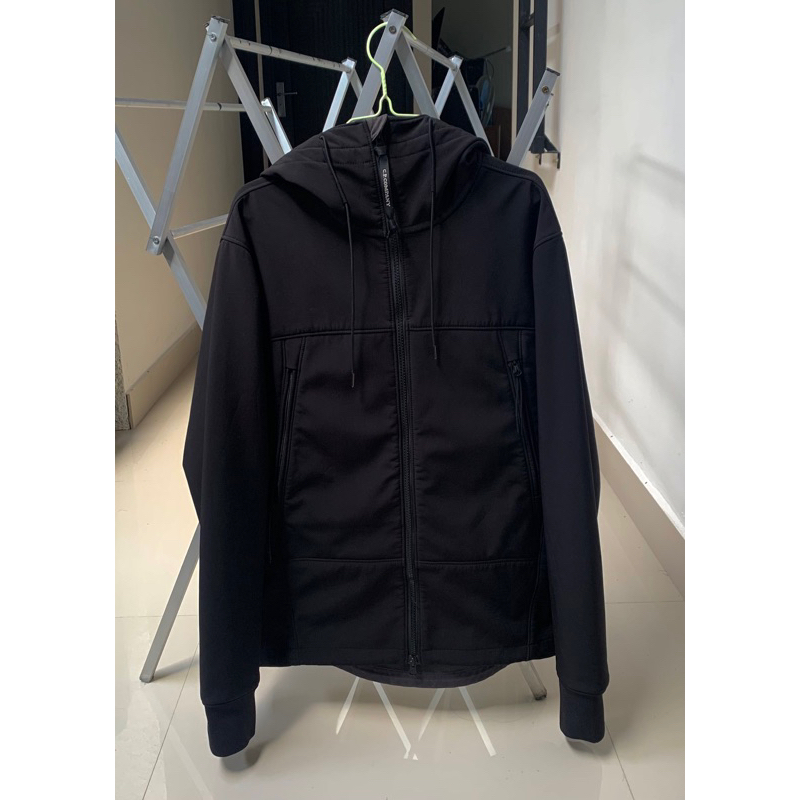 cp company shoftshell