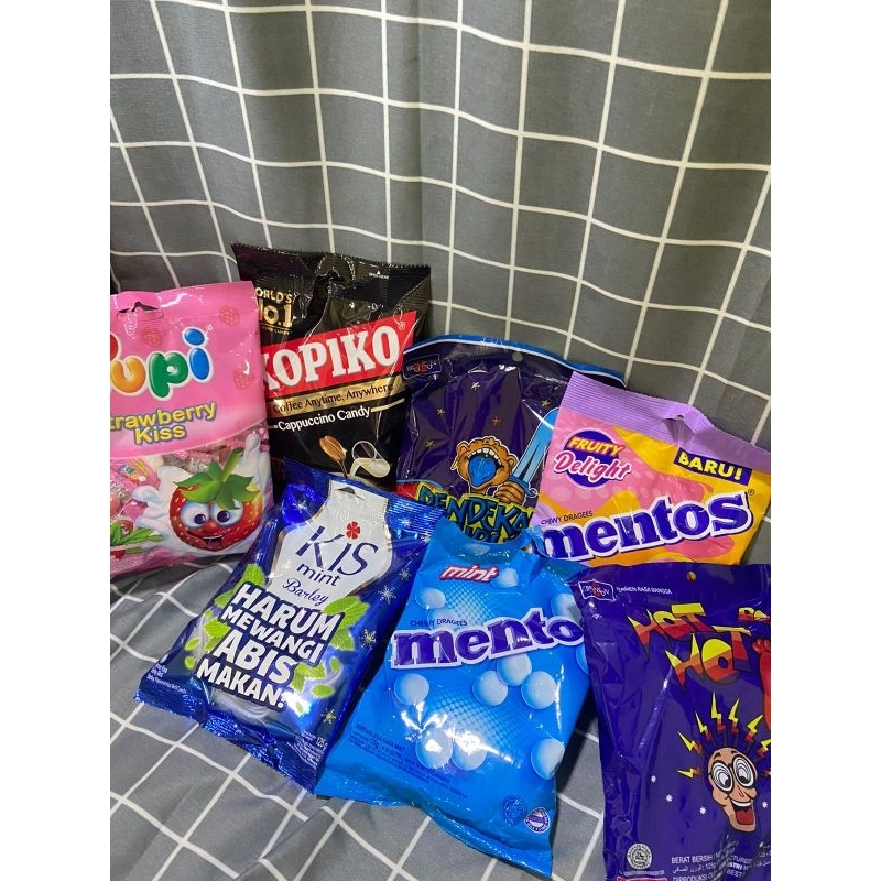 

PERMEN SACHET//PERMEN KOPIKO,YUPI, MENTOS, PERMEN KAKI