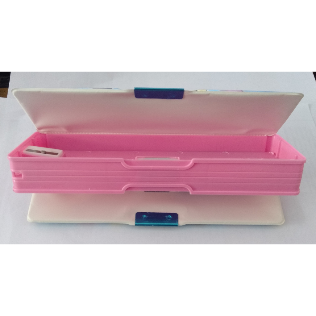 

Tempat Pensil/ Tepak karakter 2 sisi Magnet + rautan