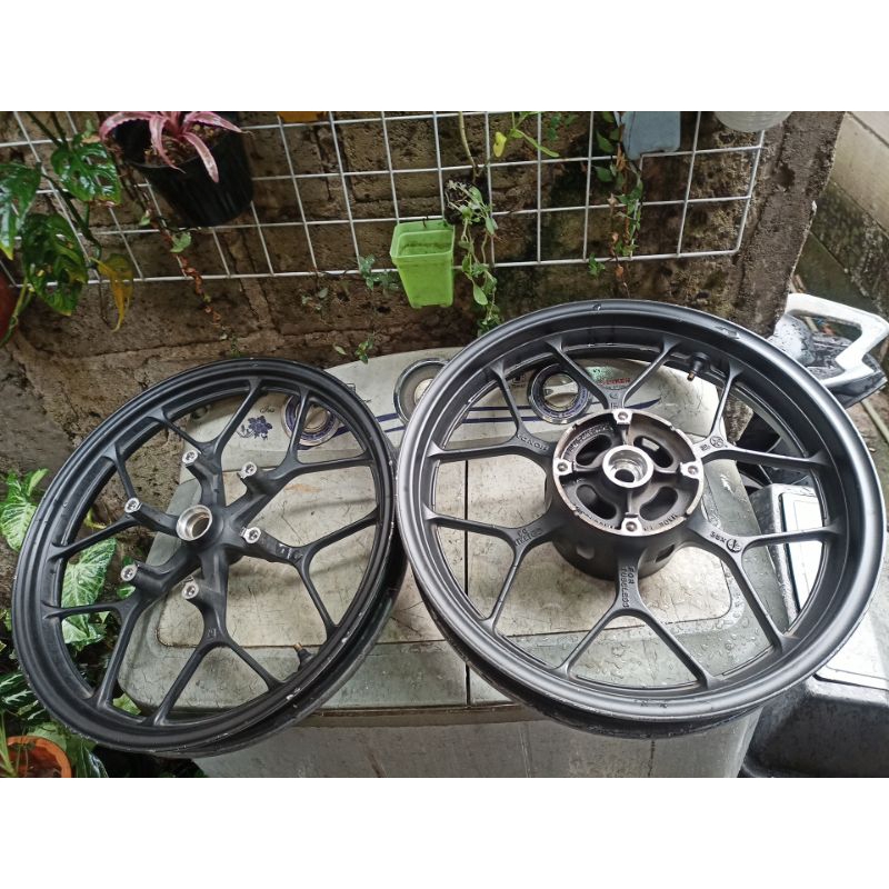 Velg honda supra gtr 150 pelek racing palang original ori copotan standar kelengkapan seperti difoto