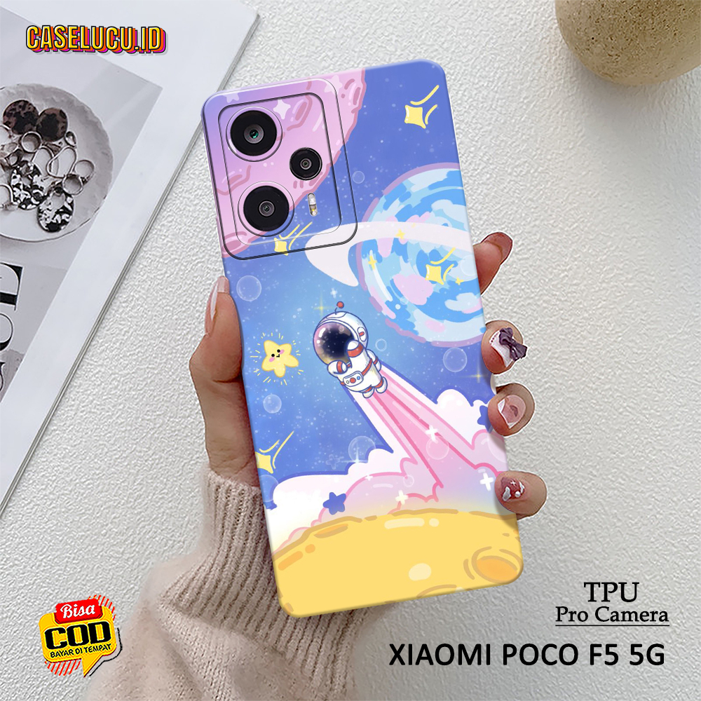 Softcase Hp Xiaomi Poco F5 5G Terbaru - Fashion Case Astronot - Case Xiaomi Poco F5 5G  - Casing Hp 
