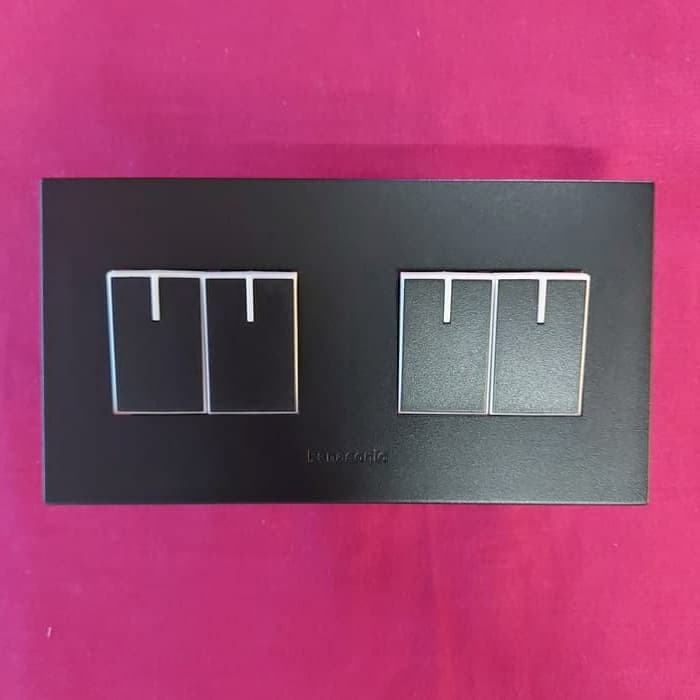 Panasonic Saklar 4 Gang / Saklar Seri 2 Gang Style Series Hitam