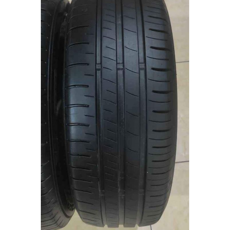 ban mobil ring 14 ban mobil merk Dunlop ukuran 185/60,14