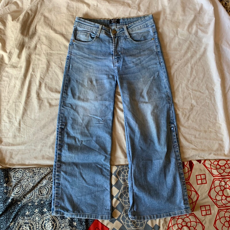 VJ JEANS ESSENTIAL - PRELOVED CELANA JEANS