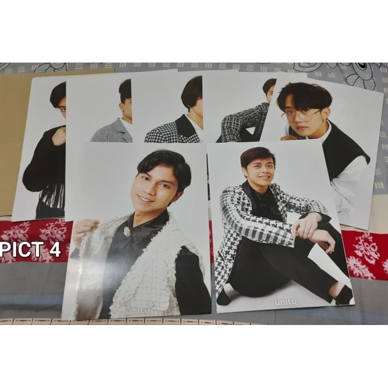 POSTER SET UN1TY OFFICIAL