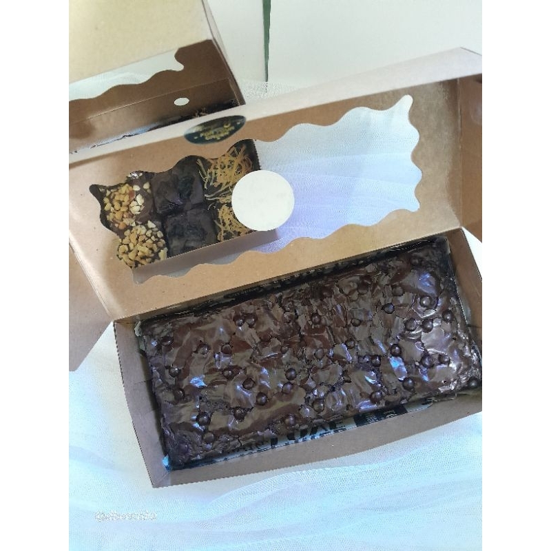 

Fudgy Brownies 22x10cm x 3 pcs