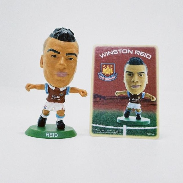 Action figure ori soccerstarz Winston Reid West Ham United 4-5cm